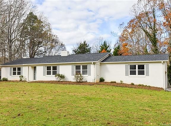 3rd image of 7100 Hollyhouse Dr