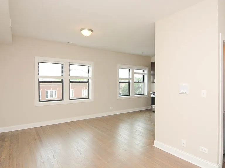 3407 W Fullerton Ave #D4 — Photo 10