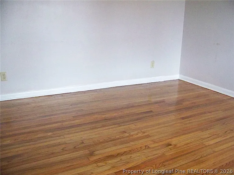320 Bandera Dr — Photo 9
