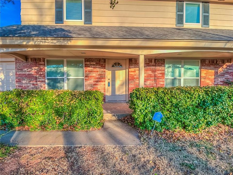 1st image of 12420 Springwood Dr