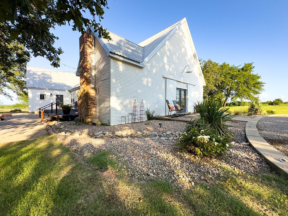 43rd image of this home