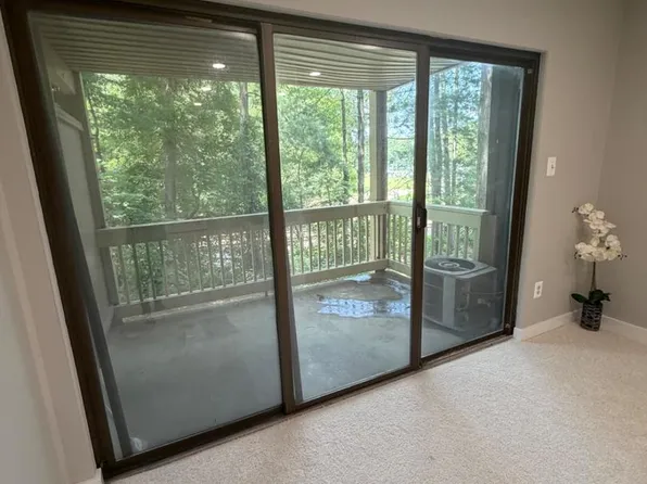 12160 Hidden Brook Ter, Gaithersburg, MD 20878