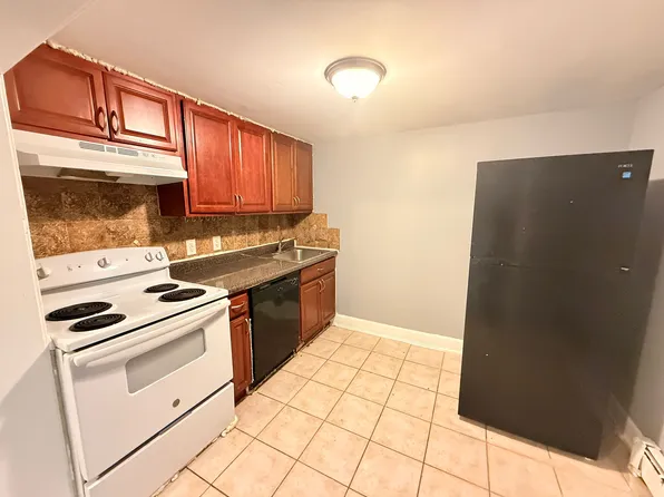 147 36th St #65E, Union City, NJ 07087