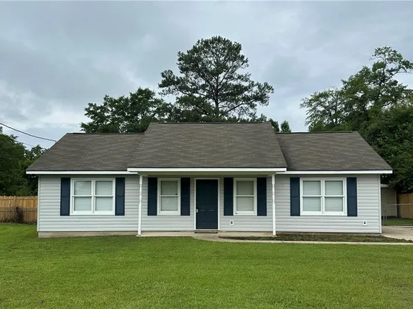 215 Lee Road 942, Smiths Station, AL 36877