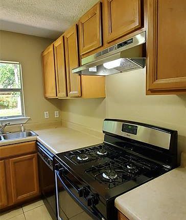 5th image of 13339 Joliet St