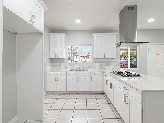 3rd image of 807 S Alma Ave #90023