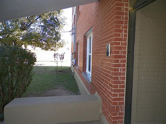 4th image of 2083 N 2nd St APT 2