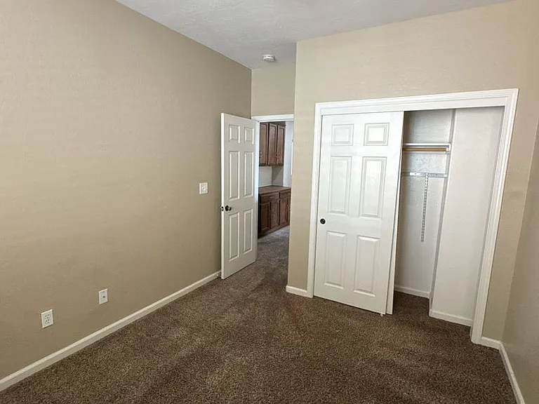 3237 N Winslow St — Photo 30