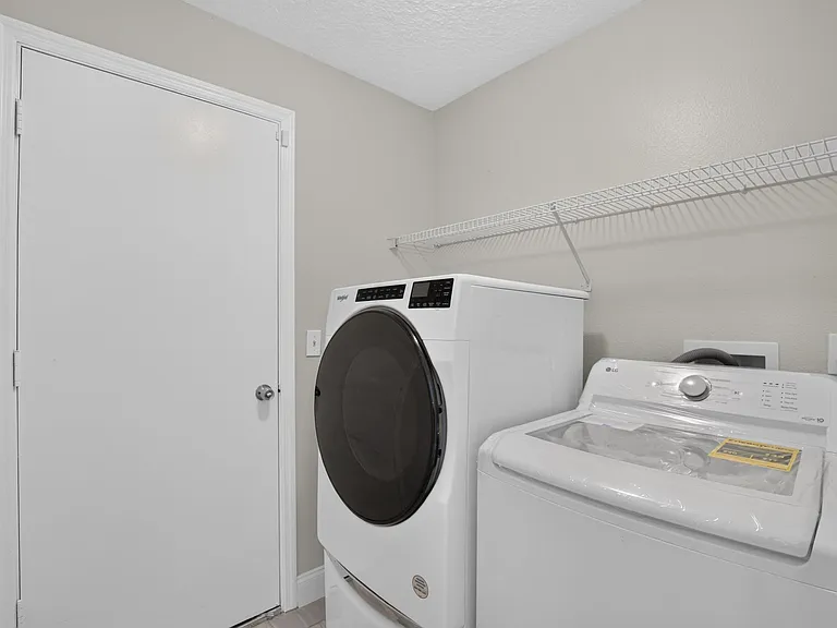 1434 Hatcher Loop Dr — Photo 20