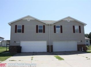 1042 W South St #7B, Lincoln, NE 68522
