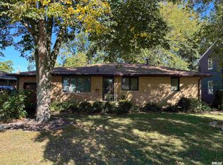 1007 Walnut St, Washington, IL 61571