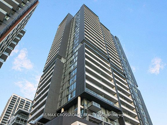 5th image of 225 Sumach St #808