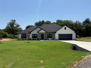 1061 Salvation Dr, Weatherford, TX 76088