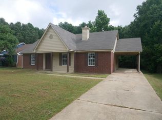 7404 Black Oak Dr, Walls, MS 38680