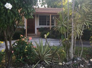 709 NW 1st Ct, Hallandale Beach, FL 33009