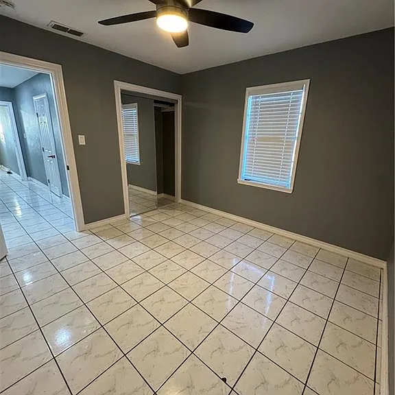 1307 Rojas St — Photo 8