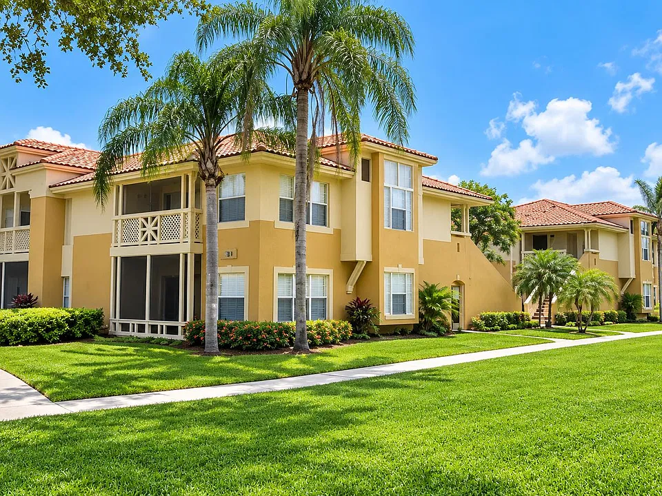 4799 Via Palm Lakes #1618