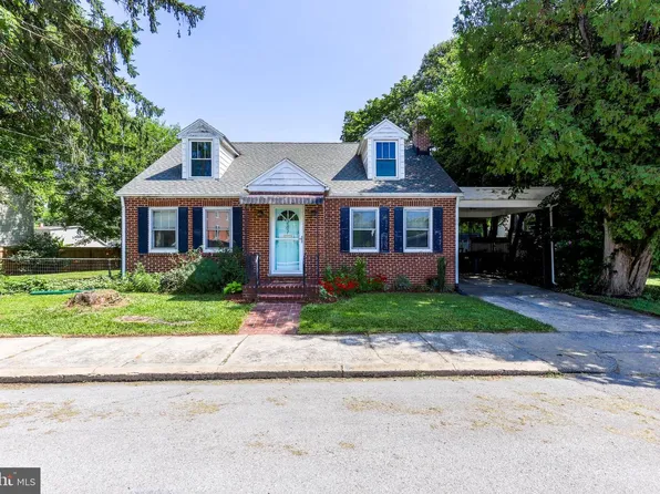 287 College Ave, Chambersburg, PA 17201