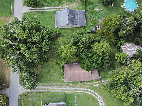 4th image of 4511 Ash Ave