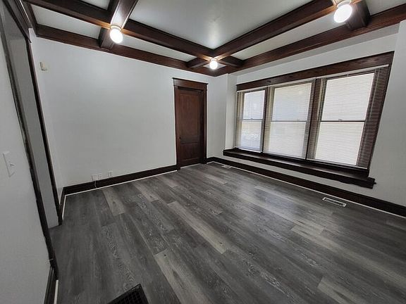 5th image of 523 W Maple Ave APT 1A