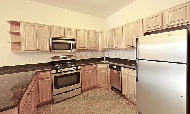 Rented by Nelson Aybar, LREB | media 2