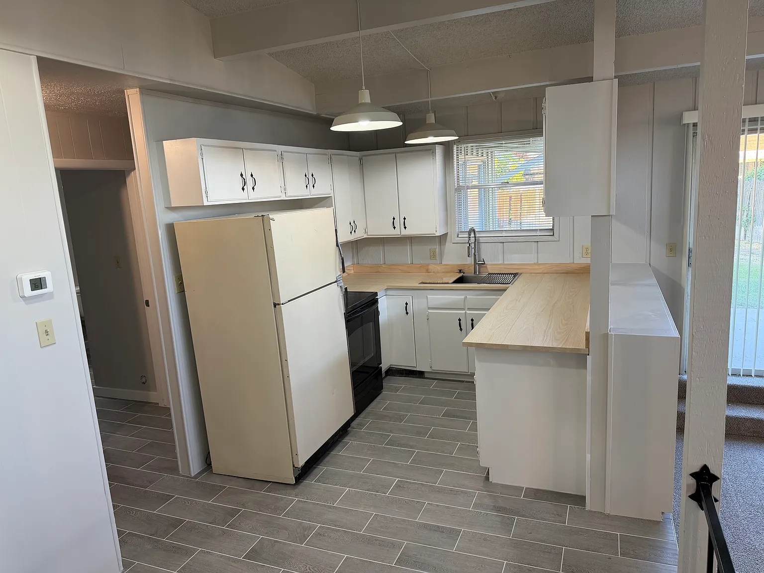 2 bed, 975 sqft, $1,595 — Photo 4