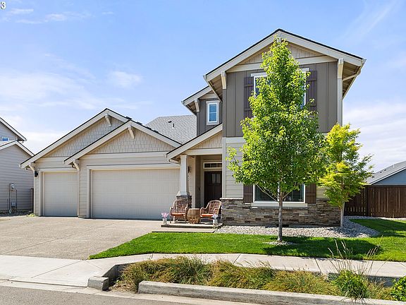 3rd image of 7902 NE 174th Ave