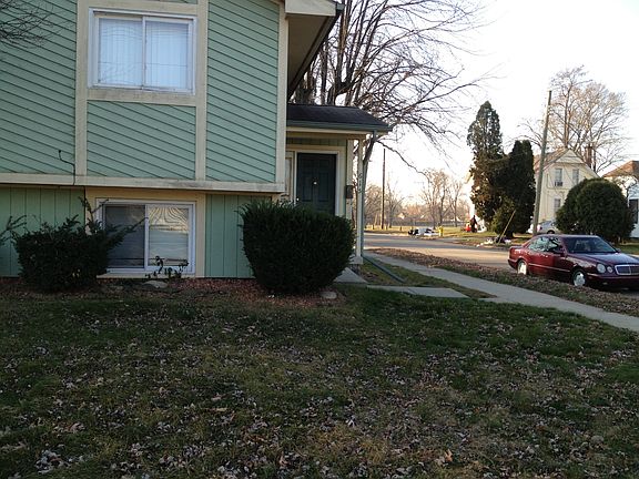 2nd image of 615 Clinton River Dr