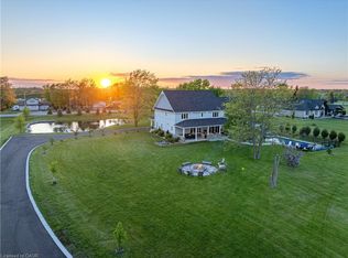 271 Mountain Rd, Grimsby, ON L3M4E7