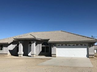 1428 Sacramento Rd, Pinon Hills, CA 92372