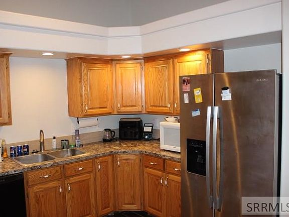 3rd image of 2625 S Ammon Rd