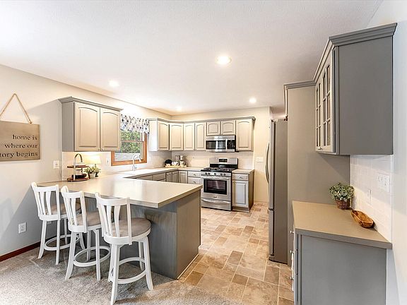 5th image of 9447 Prairie Ridge Ct