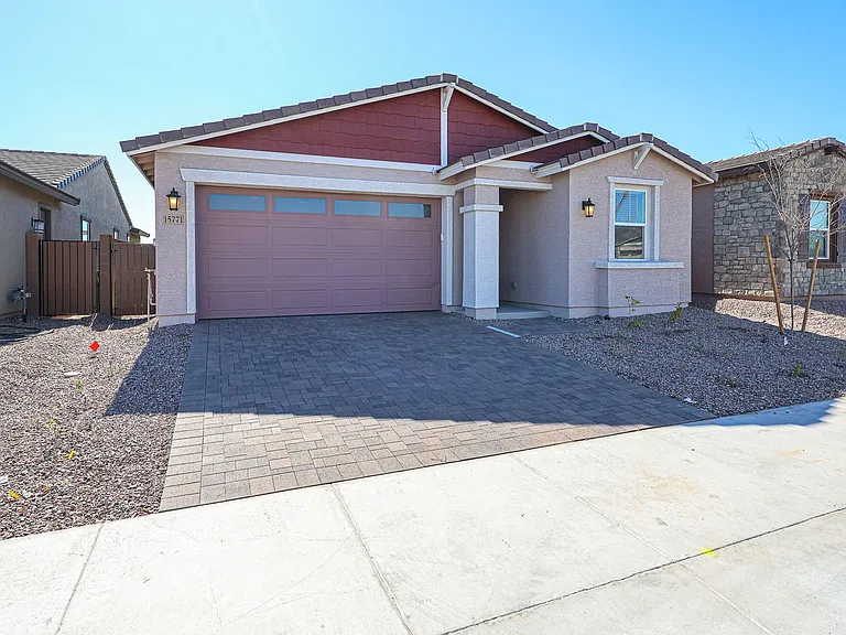 15771 W Superior Ave — Photo 4