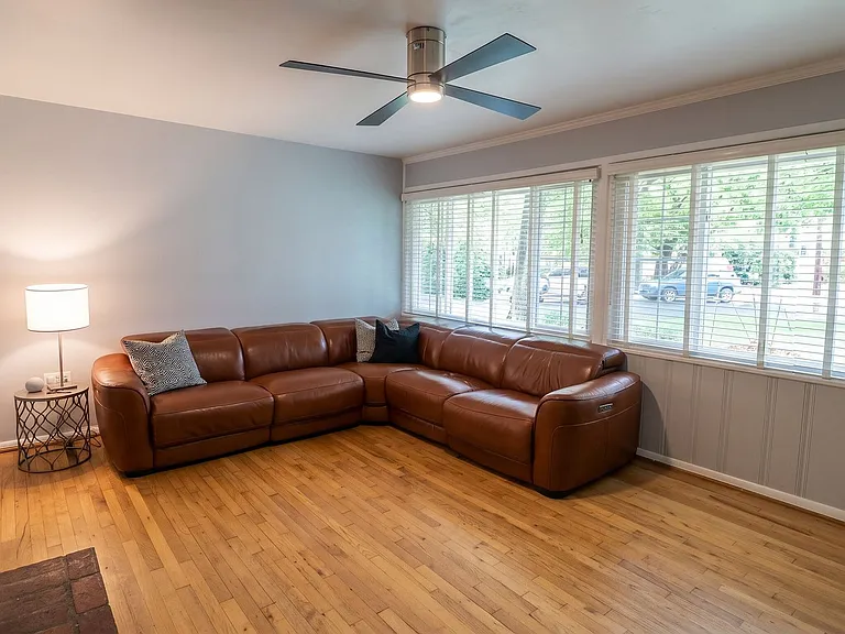 400 Dean Dr — Photo 3