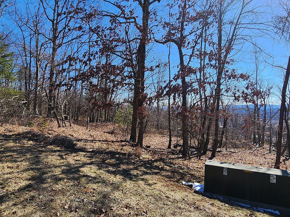 2nd image of 46 Summit Dr