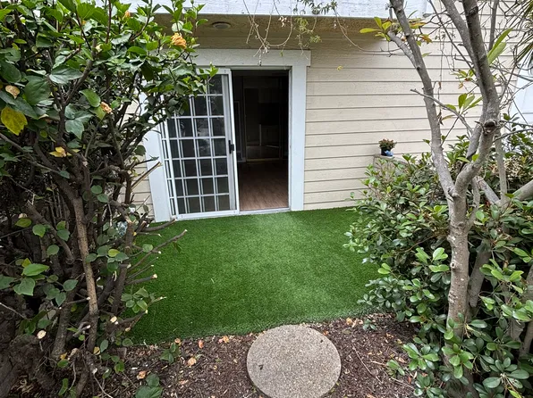 1644 W 257th St #6, Harbor City, CA 90710