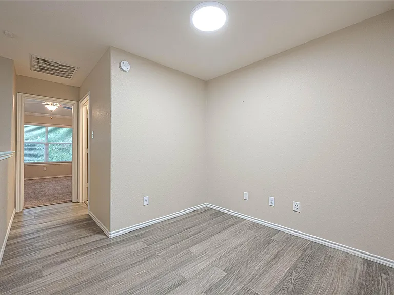 24630 Folkstone Cir — Photo 19