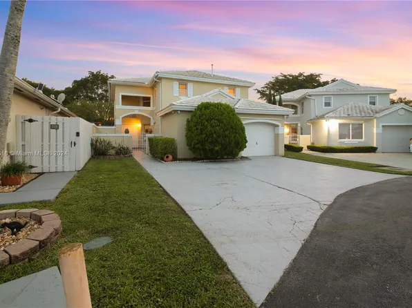 4730 SW 154th Pl, Miami, FL 33185