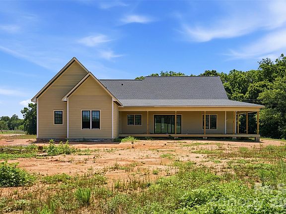 4th image of 381 New Salem Rd #7