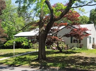 35 Montview Rd, Chelmsford, MA 01824
