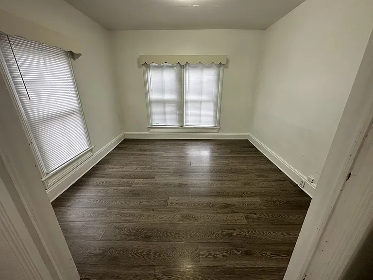520 S Water St — Photo 5