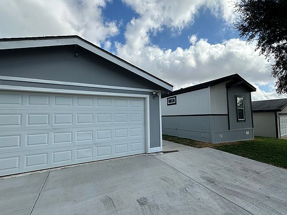 3rd image of 3300 Killingsworth Ln Lot 111