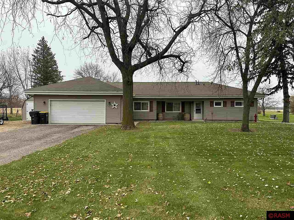 1st image of 1113 County Road 104 St