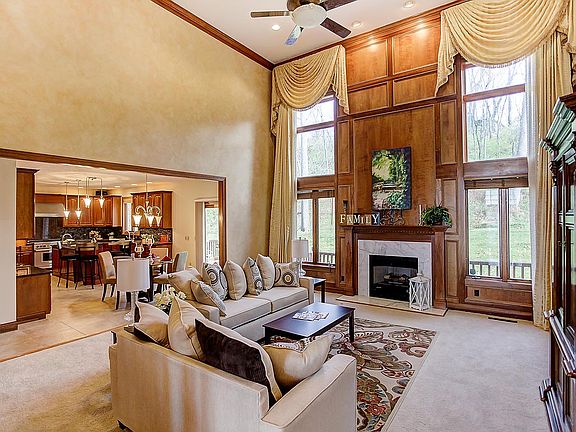 5th image of 933 Olde Sterling Way