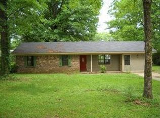 89 N Church St, Caledonia, MS 39740