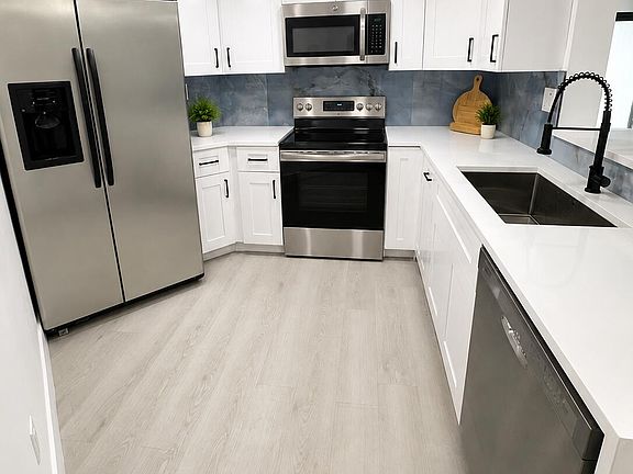 3rd image of 10229 NW 9th St Circle #103