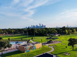 3412 Russell St, Houston, TX 77026