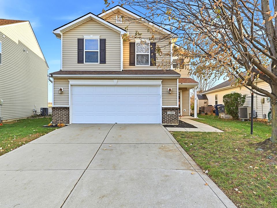 1st image of 15460 Old Pond Cir