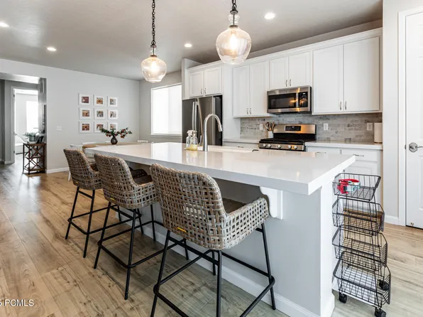 1444 W 250 N, Pleasant Grove, UT 84062