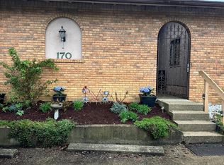 170 Woodgate Rd, Frankfort, KY 40601